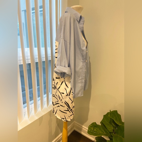 ✨SOLD✨High & Low shirt - Picture 4 of 6